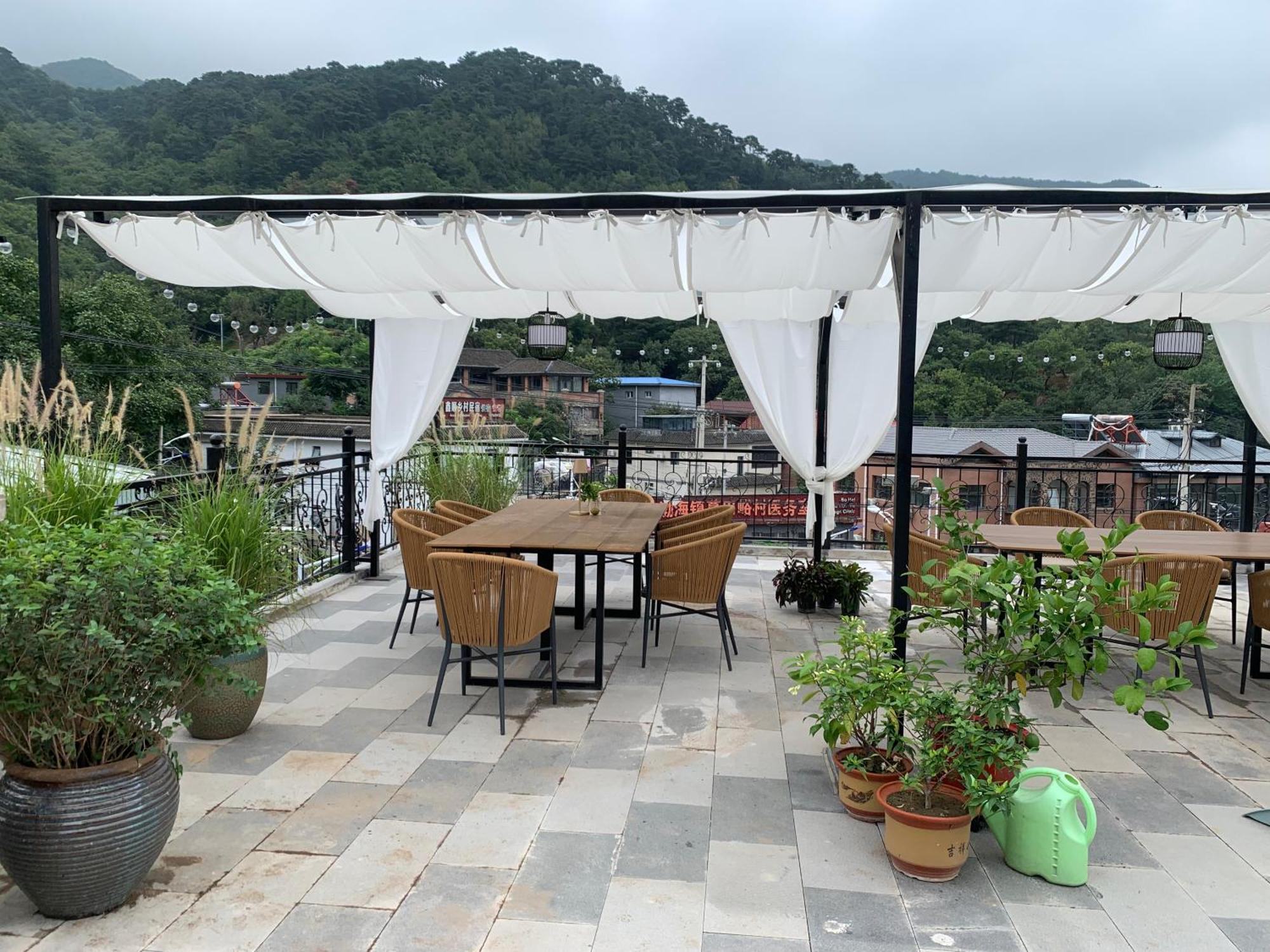 הואירו Beijing Mutianyugreat Wall Let'Sgo Hotel&Bar מראה חיצוני תמונה