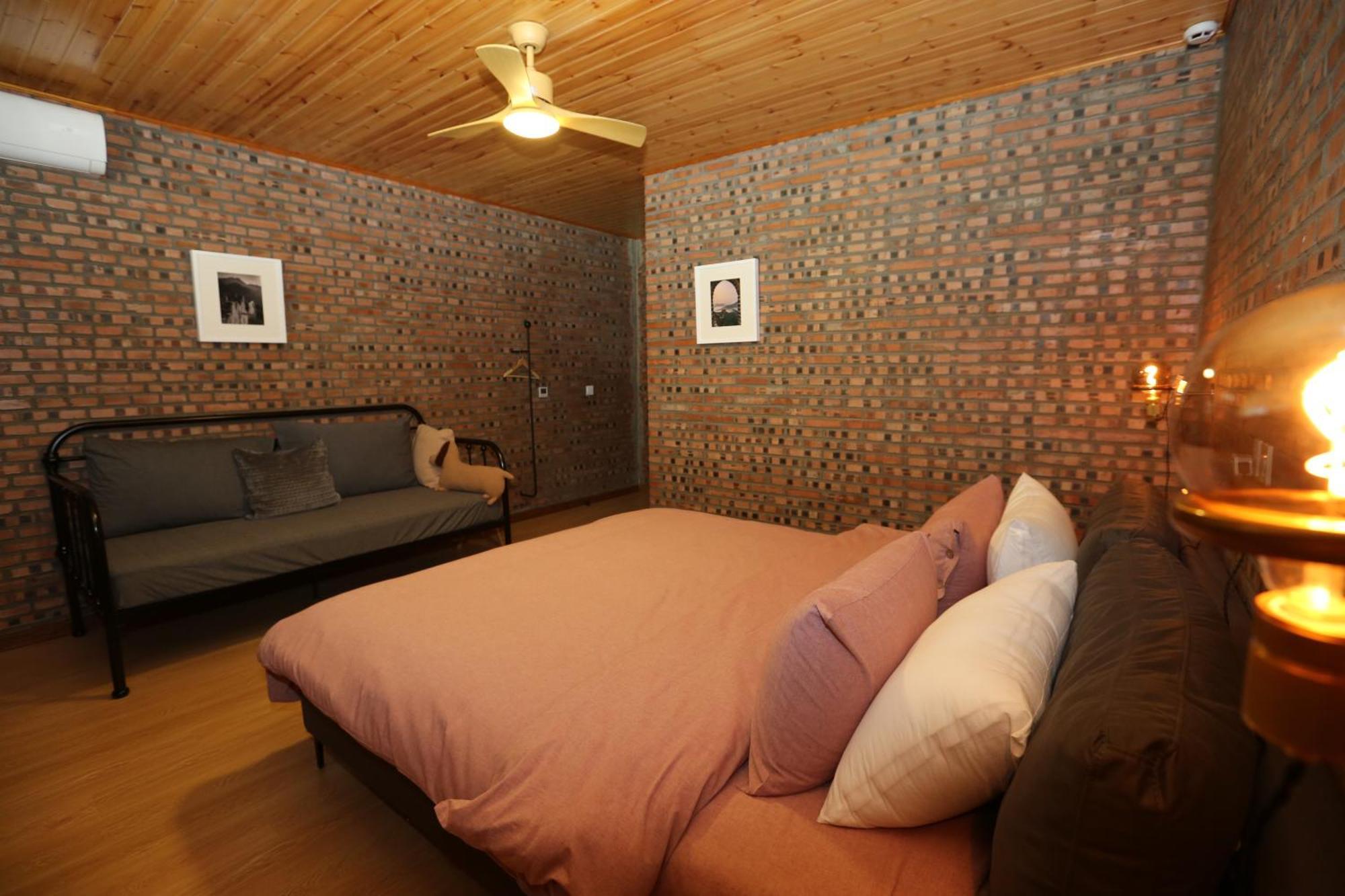הואירו Beijing Mutianyugreat Wall Let'Sgo Hotel&Bar מראה חיצוני תמונה