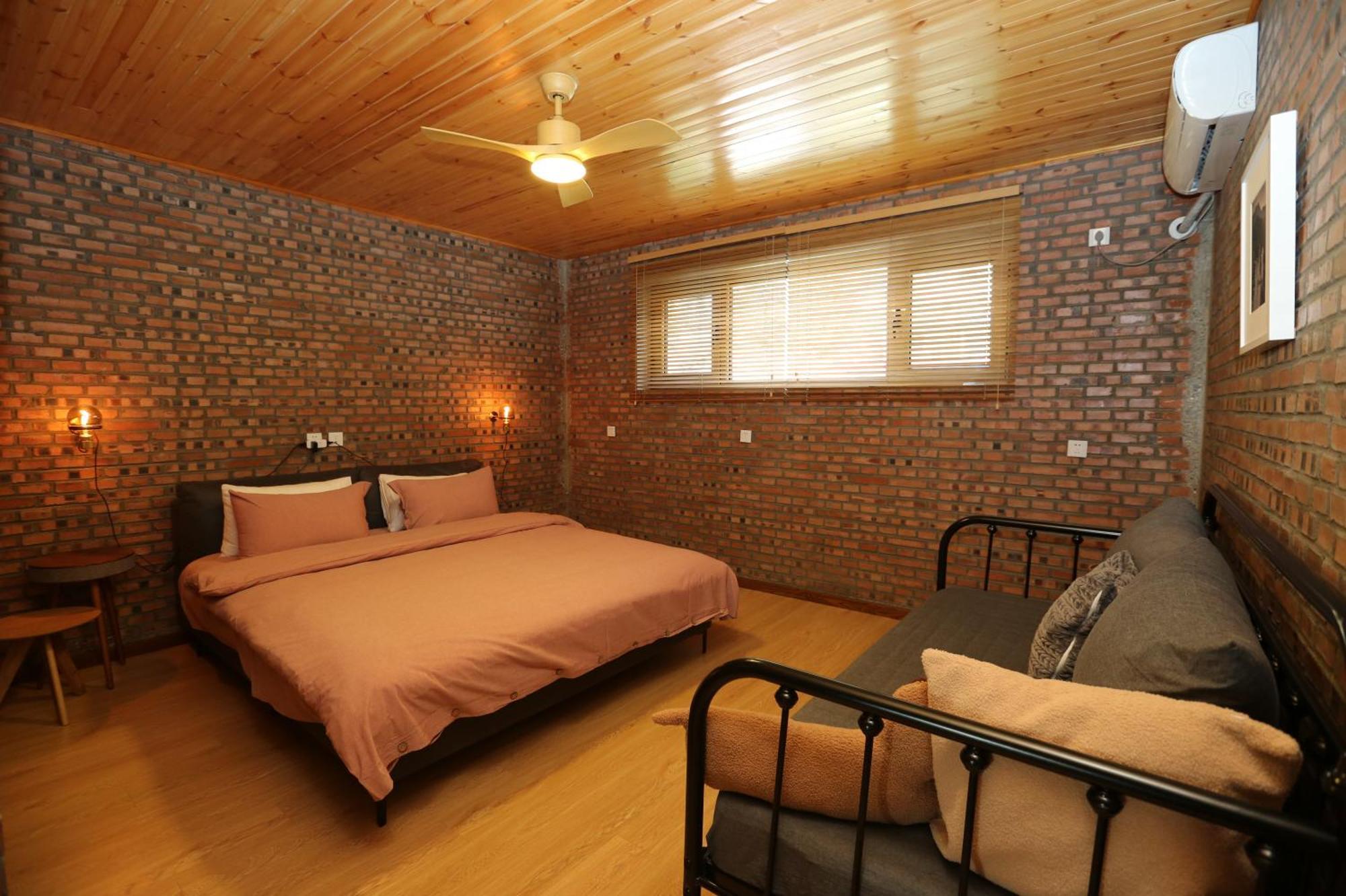 הואירו Beijing Mutianyugreat Wall Let'Sgo Hotel&Bar מראה חיצוני תמונה