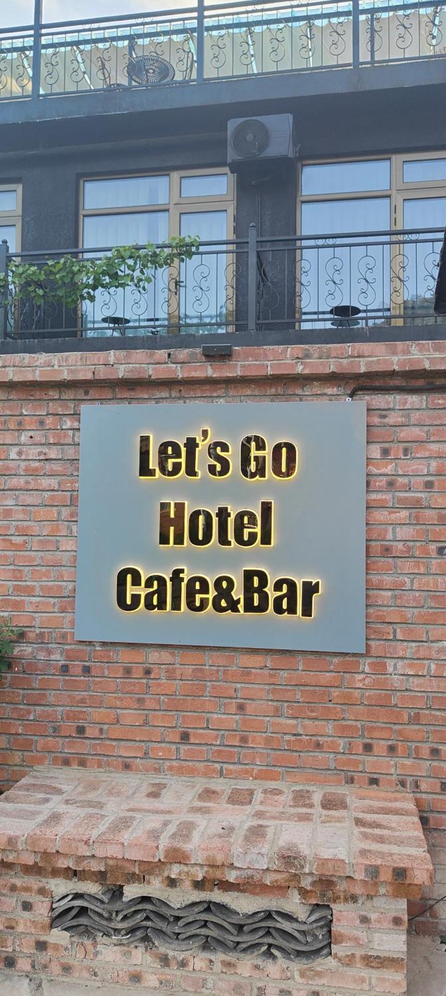 הואירו Beijing Mutianyugreat Wall Let'Sgo Hotel&Bar מראה חיצוני תמונה